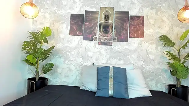 Snapshot of aitana_baker_ chatting on October 28, 7:08 pm aitana baker  online show from October 28, 7:08 pm