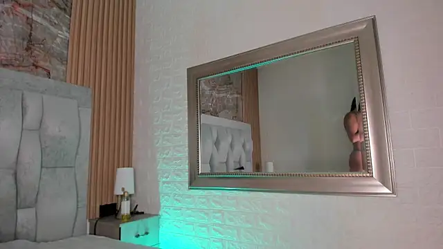 nathalia koch  online show from September 13, 8:17 pm