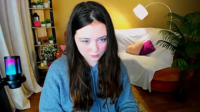 AlluringLookk online show from January 17, 4:36 pm