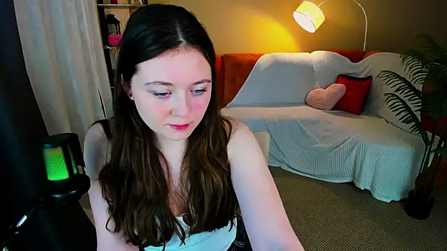 AlluringLookk online show from February 26, 4:28 pm