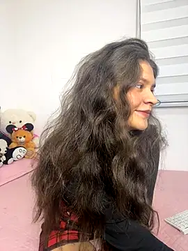 Emilyybennet  online show from September 19, 2:54 am