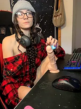 heycutie18 online show from December 15, 3:28 pm