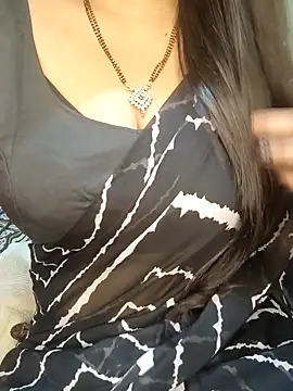 Snapshot of officialbhabhi chatting on October 29, 5:26 pm officialbhabhi online show from October 29, 5:26 pm