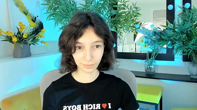 EmmanuellBrown online show from November 12, 10:13 am