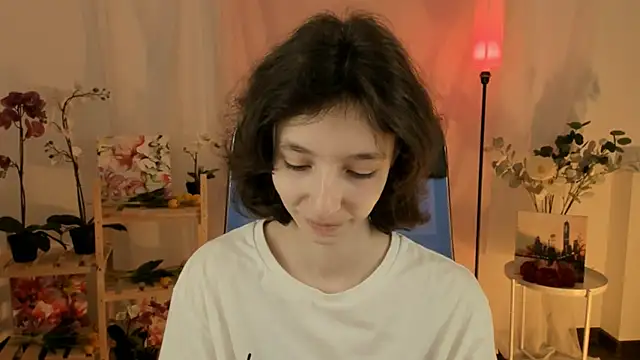 EmmanuellBrown online show from November 23, 4:15 am