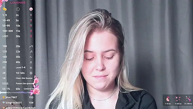 AngelAnty online show from October 26, 4:35 pm