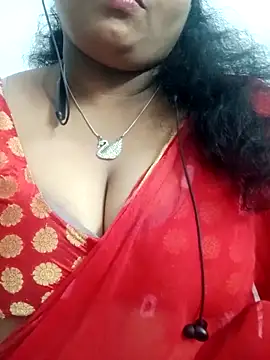 Divya-Lovely online show from October 4, 8:46 pm