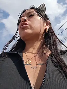 LunaHot 777 online show from November 13, 7:13 pm