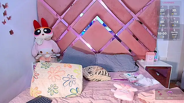 BrittanyBoa online show from February 4, 11:41 pm