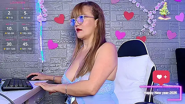 naomi diamond  online show from November 30, 12:42 pm