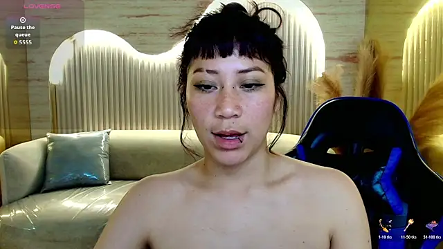 valentina r  online show from February 4, 6:49 am