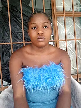 SweetHoney21  online show from December 15, 6:29 am