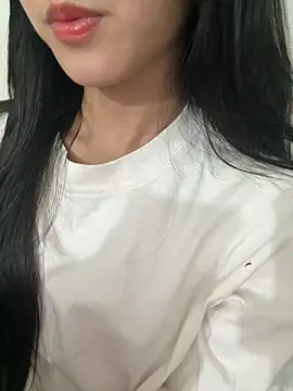 Snapshot of Desi_sara chatting on October 27, 2:01 pm Desi sara online show from October 27, 2:01 pm