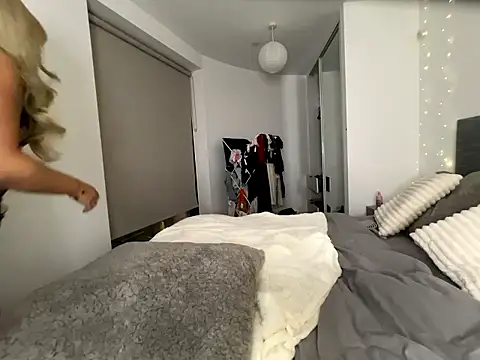 Laceyvipx online show from January 10, 6:12 pm