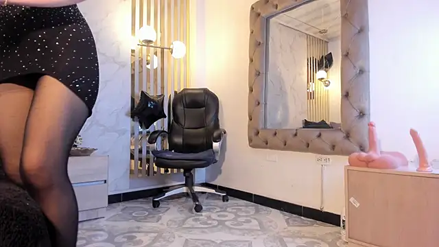 Ariagh  online show from January 6, 7:50 pm