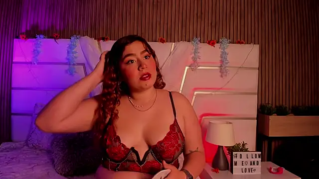 AdelaTaylor online show from October 9, 8:02 pm