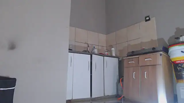 YummySyriaxoxo online show from January 12, 3:28 pm