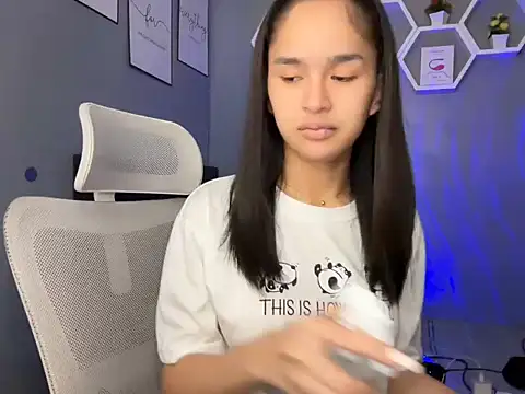 lelasohna online show from November 5, 12:54 pm