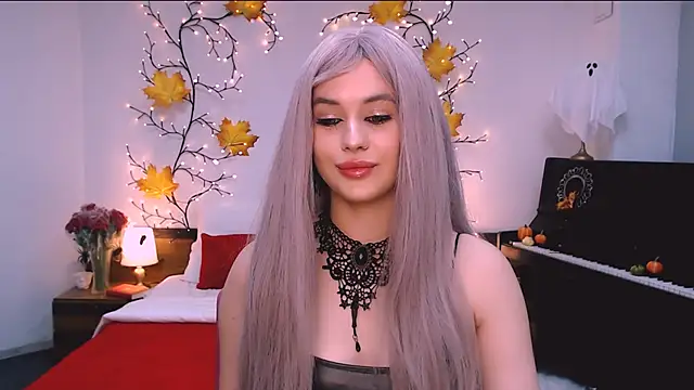 lil angel  online show from October 31, 7:07 pm