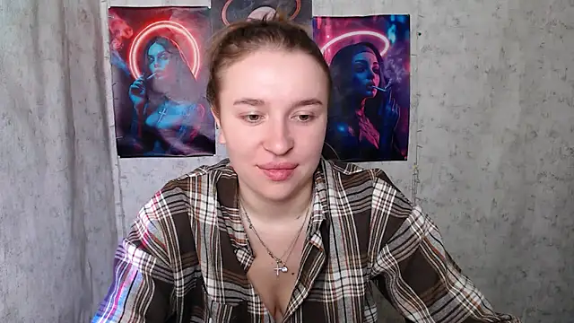 Snapshot of JuliaTopp_ chatting on September 11, 4:35 am JuliaTopp  online show from September 11, 4:35 am