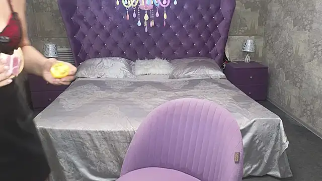 Snapshot of Anna_Kenann chatting on October 23, 7:47 am Anna Kenann online show from October 23, 7:47 am
