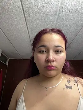 Leakitten online show from December 17, 1:44 am