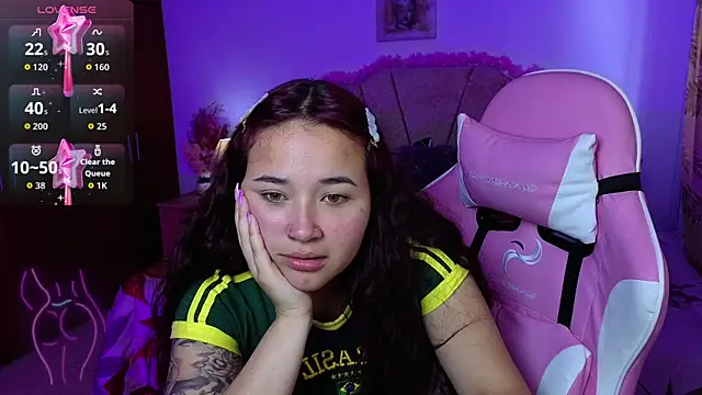 Leakitten online show from September 11, 9:04 pm