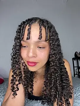 Yasmin777  online show from February 12, 11:50 pm