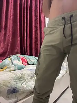 Hamza Maroc online show from December 2, 6:43 pm