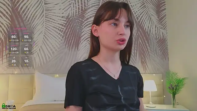 LolaPrise online show from November 17, 1:39 am