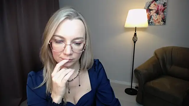 Ava Elior online show from November 30, 11:58 am