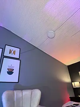 BellaFernandez   online show from September 25, 12:04 pm