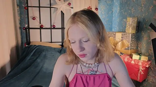 BarbieRichy online show from December 17, 5:22 am