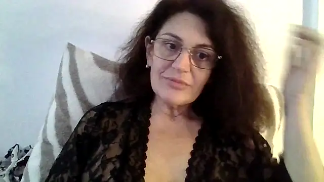 Snapshot of RubyyRosee chatting on October 17, 1:47 pm RubyyRosee online show from October 17, 1:47 pm