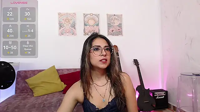 Susanahendrix online show from September 19, 6:29 pm