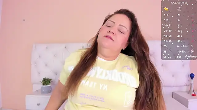 katte landerr online show from November 10, 1:06 pm