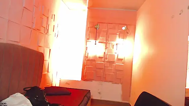 Megara 25 online show from December 16, 5:08 pm