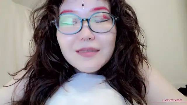 tsunade chan online show from January 6, 5:38 pm