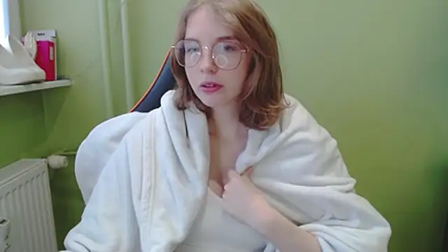 juicyPenny online show from January 19, 7:37 am