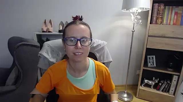 sweetxLizzy online show from September 19, 4:44 am