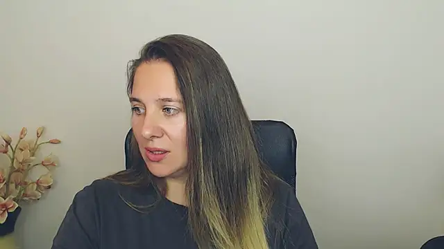 Snapshot of Darklure_ chatting on September 27, 6:15 pm Darklure  online show from September 27, 6:15 pm