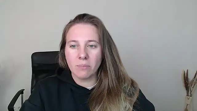 Snapshot of Darklure_ chatting on October 31, 2:43 pm Darklure  online show from October 31, 2:43 pm