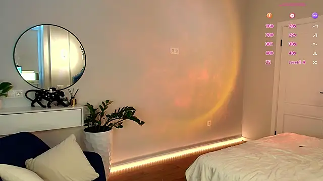 Katherinepinke online show from November 28, 10:40 am