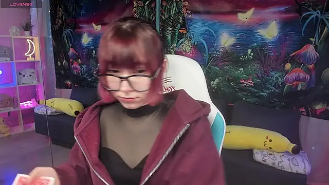 ClaraParks online show from November 14, 8:09 pm