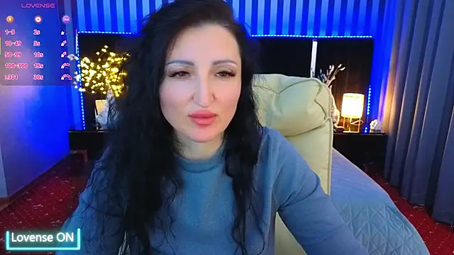 MissRossi online show from December 22, 7:39 pm