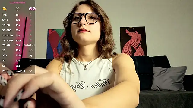 TrixiBell online show from October 10, 6:07 am