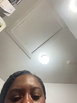 MsSuperWettt online show from September 11, 7:03 pm