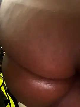 MsSuperWettt online show from October 8, 1:04 pm