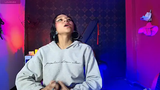 Sweettpleasure online show from December 16, 1:06 pm