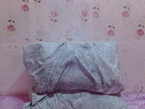 ursuperb asspinay18 online show from November 25, 6:31 pm